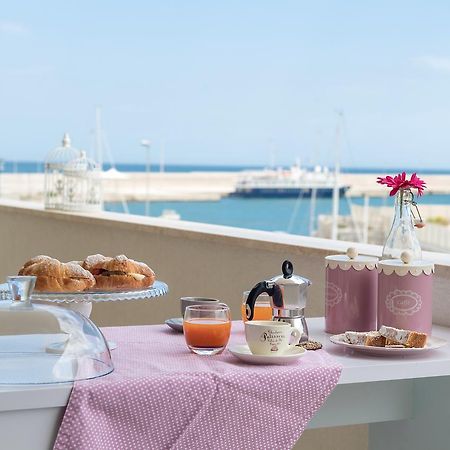 Chicco Di Caffe' Bed & Breakfast Монополи Екстериор снимка